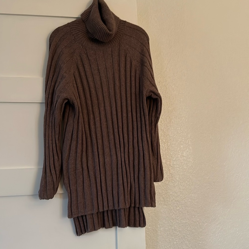 Women’s oversized turtleneck sweater